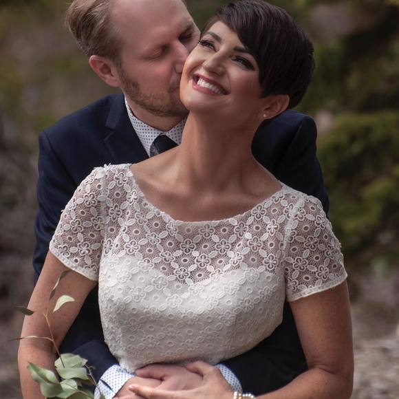 Meet your Posher, Mindy - Picture 1 of 1